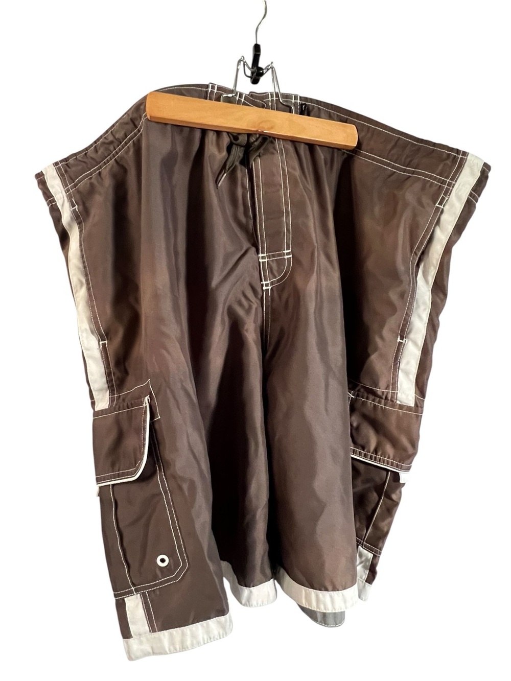 Joe Boxer Men’s Size XXL Swim Trunks Brown White Side Stripe Cargo Pockets